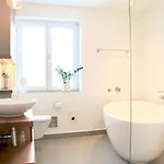Boutique Reschen Szálloda