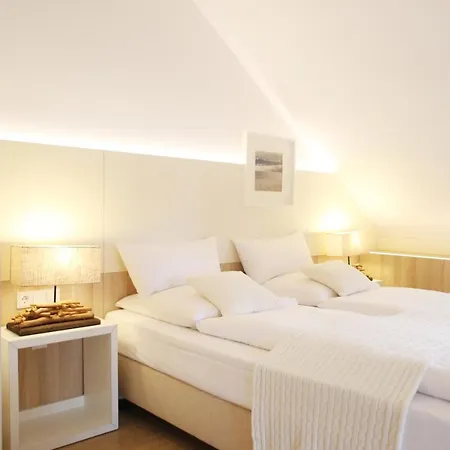فندق Boutique Reschen 3*